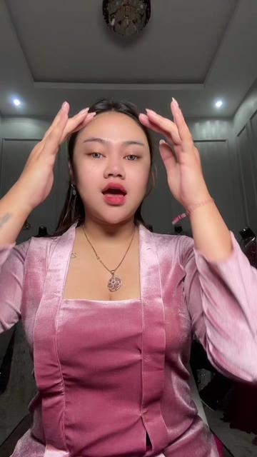 @adellaa.nurul