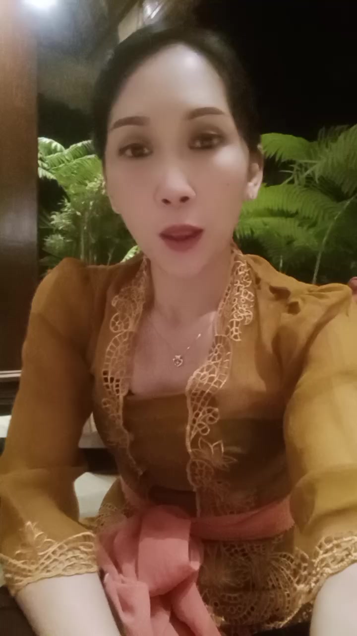 @Ayukbudiani