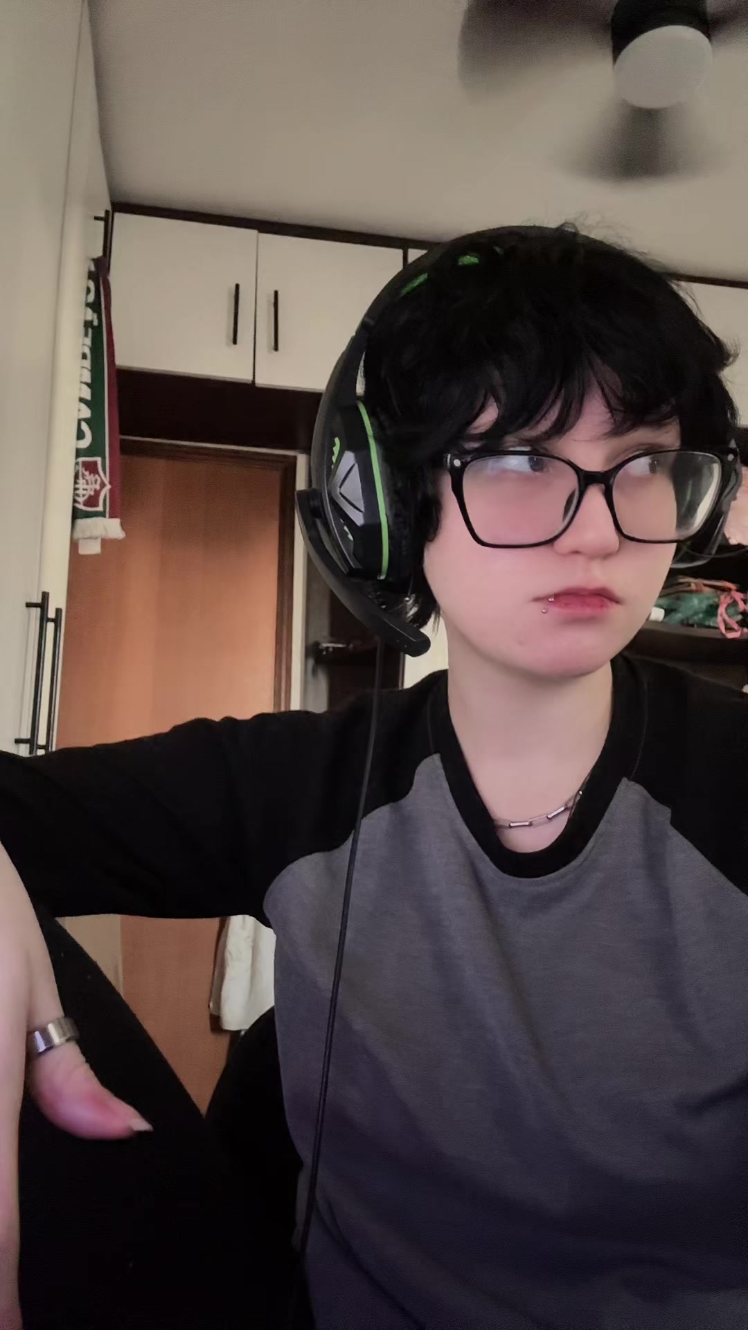 @_0kin_