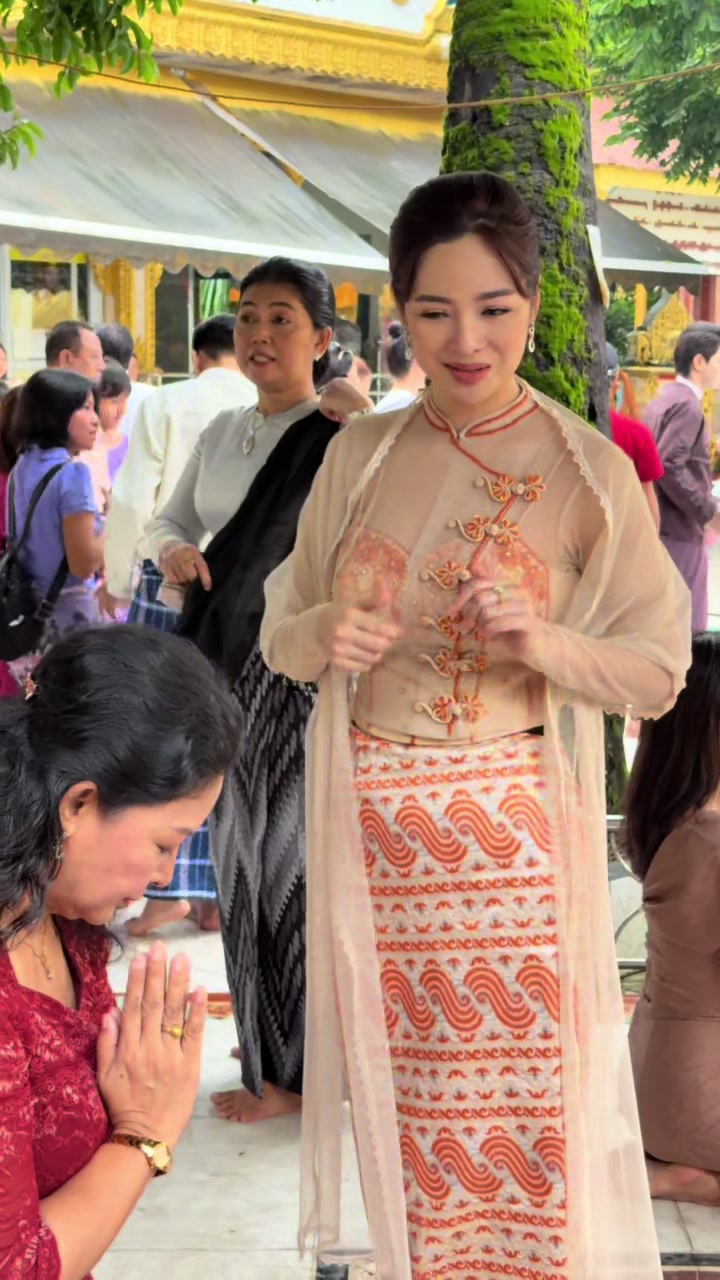 @zwal_yan_naing
