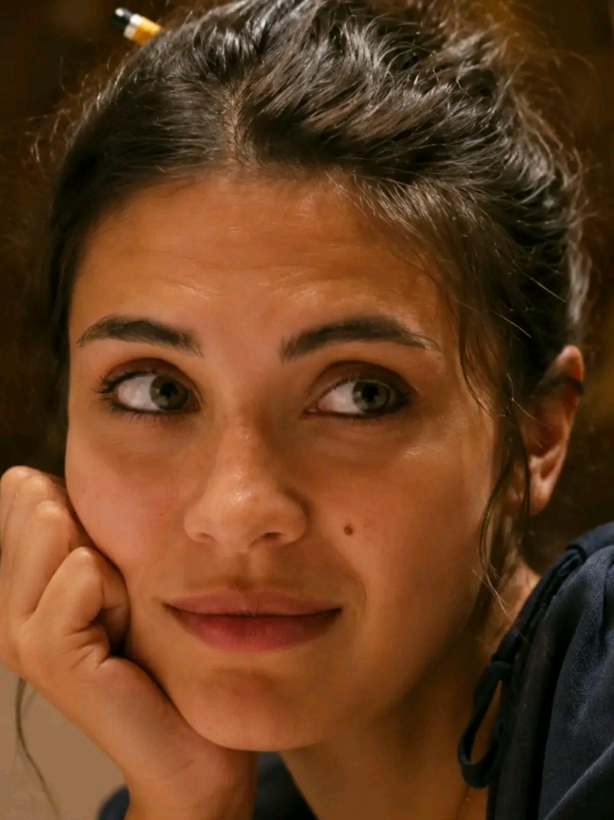 @Ilhan Gaze