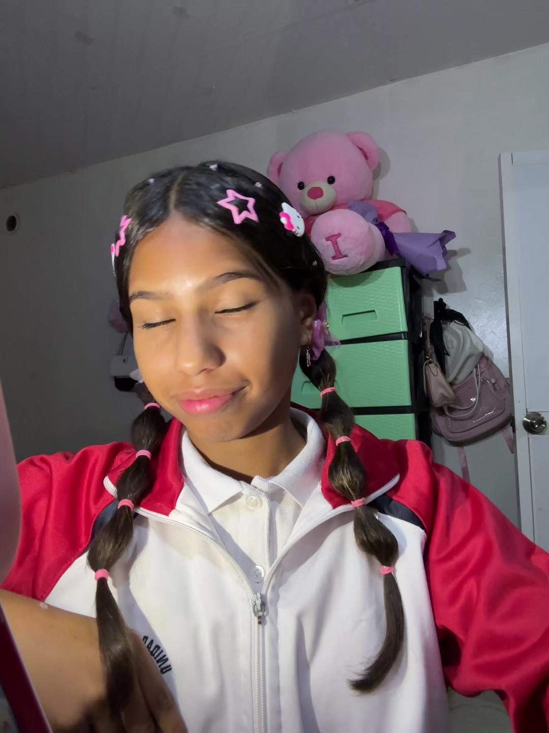 @Valentina🩷💘