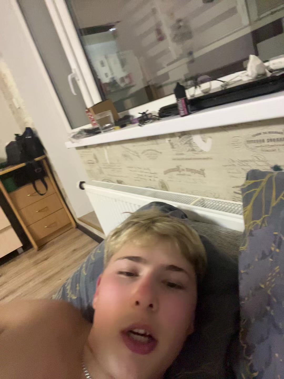 @m0ffy__