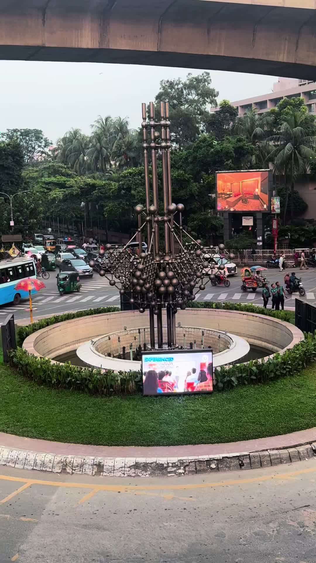 @Liza islam কষ্টে ভরা জীবন