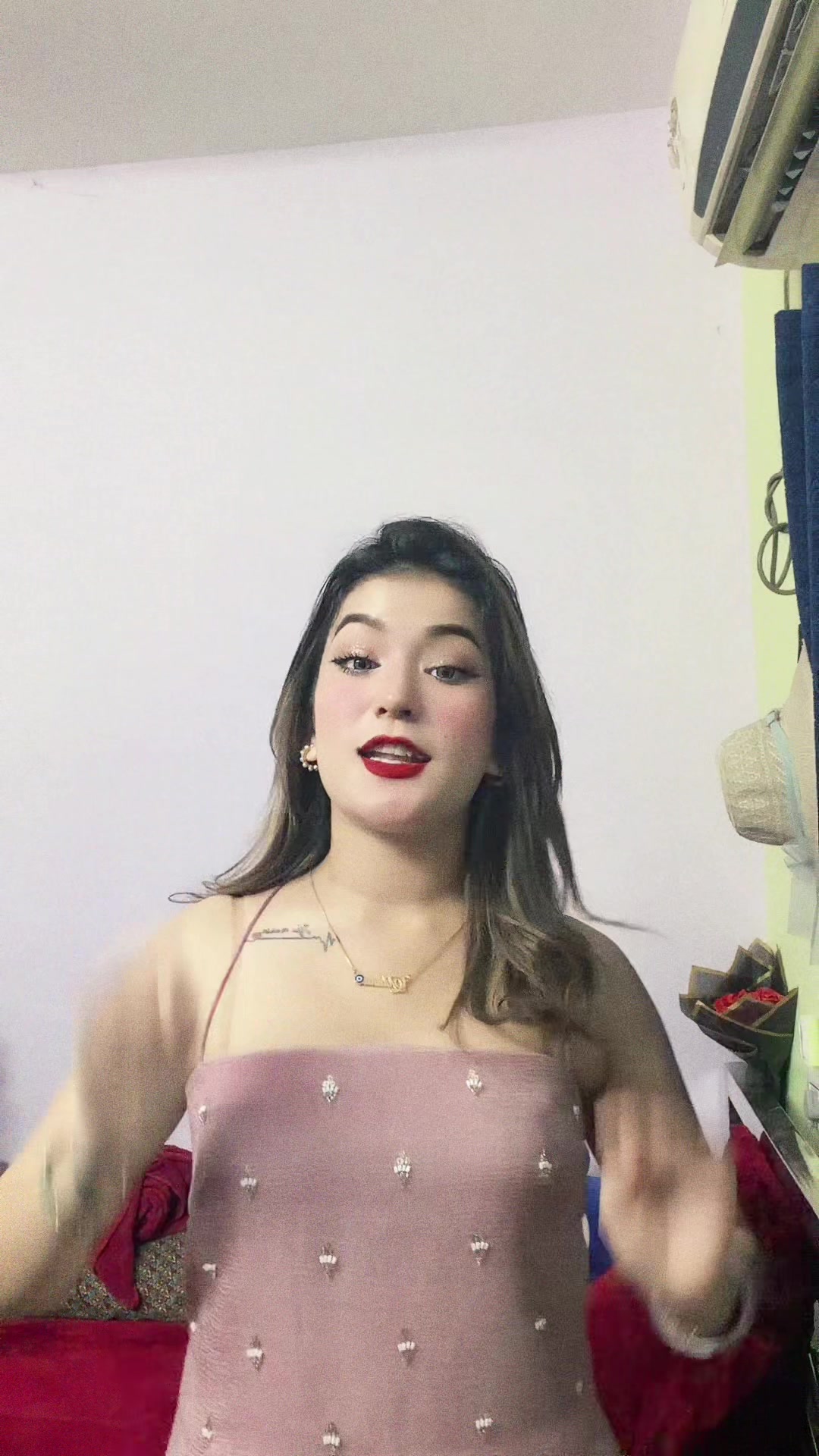 @MANU🧿