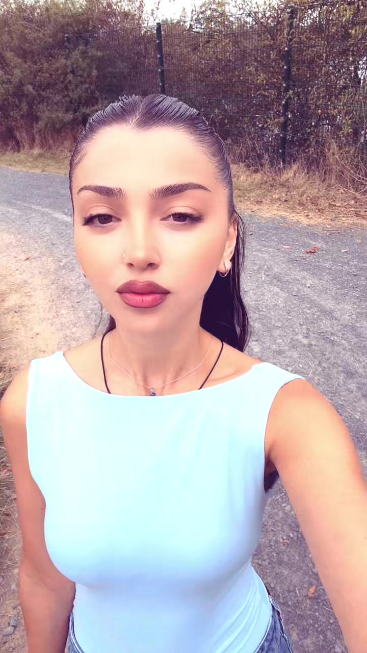 @Sali_13
