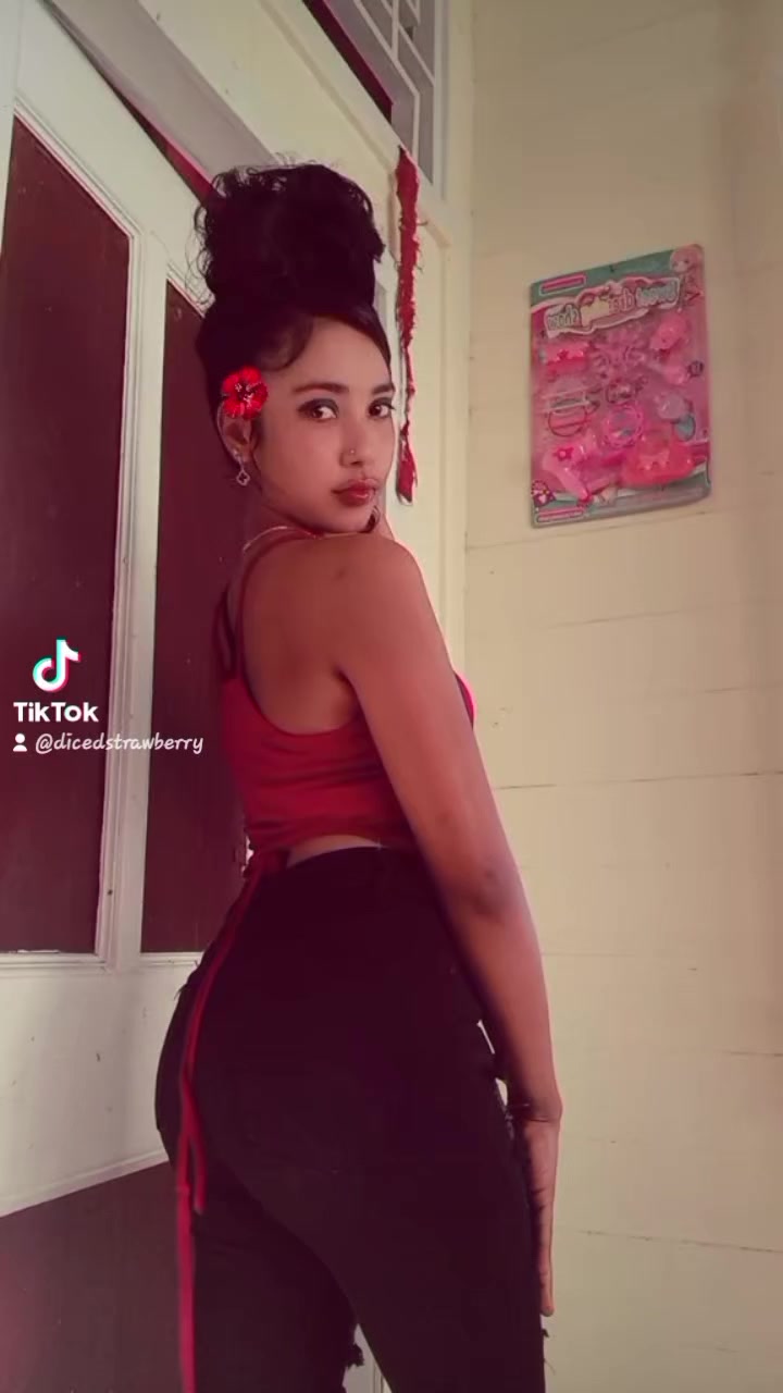 @🦋✨️Shivani✨️🦋
