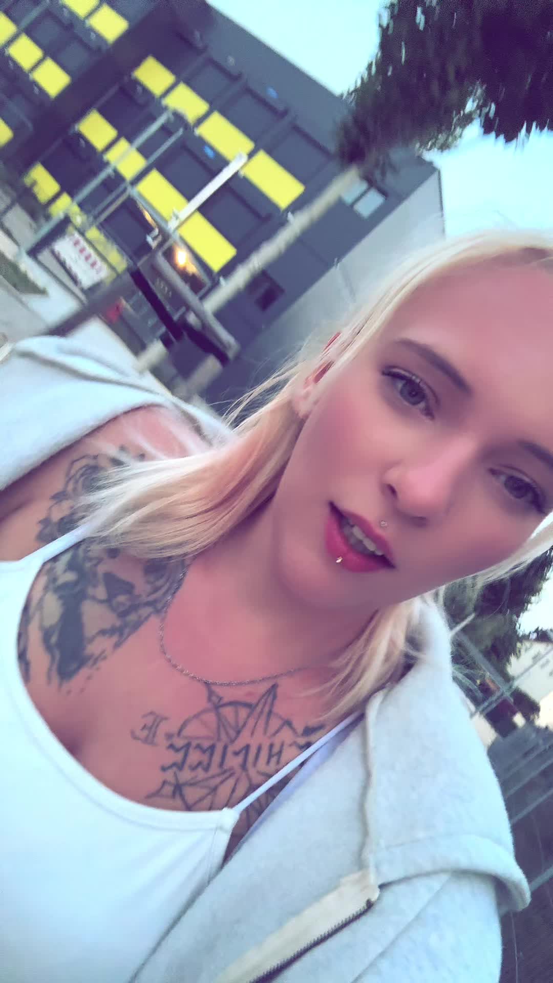 @︎꧁🖕☆♥️❀666_Queen❀♥️☆🖕꧂