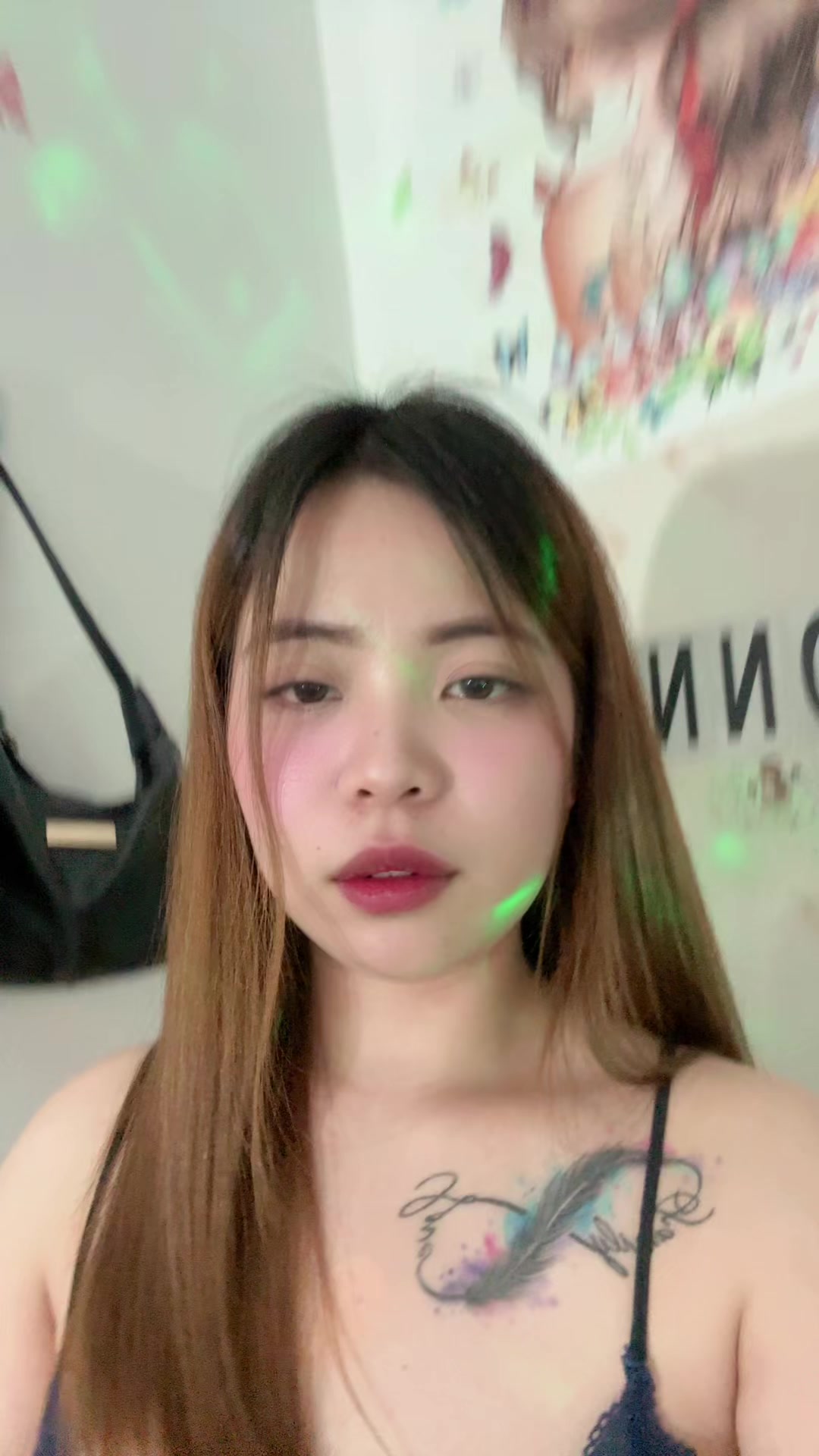 @D O N N A