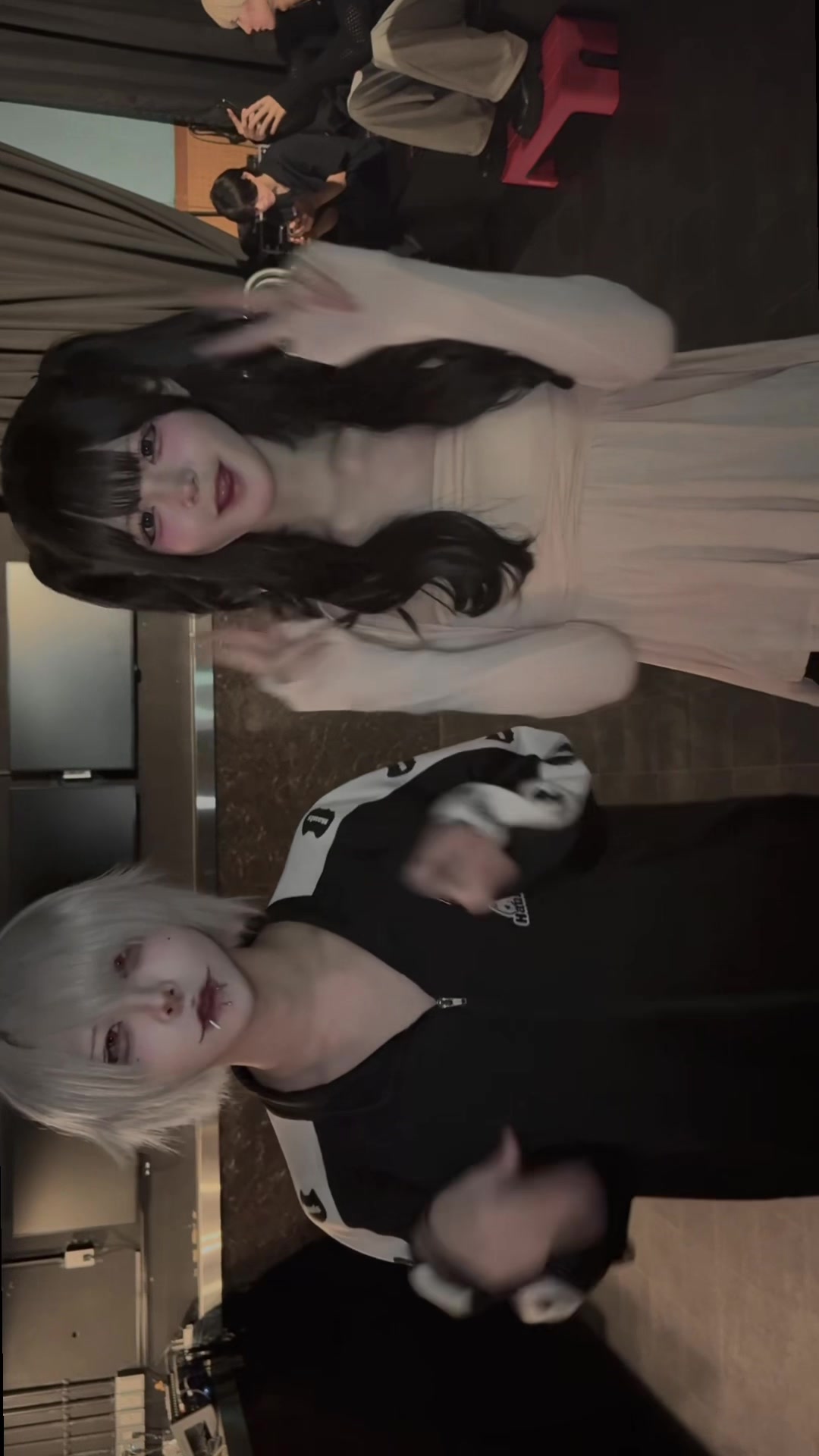 @メア