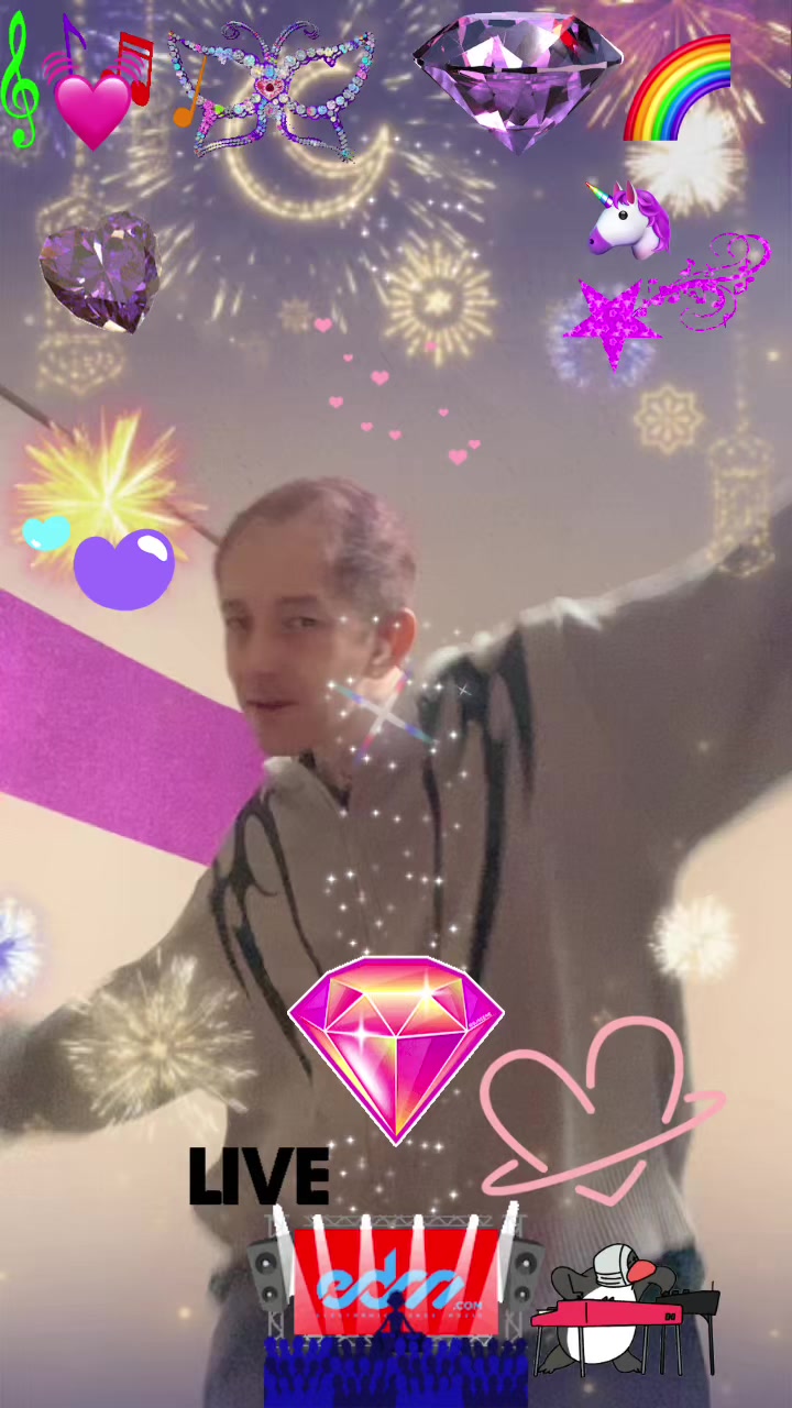 @💎Kouzou 🌈🟣
