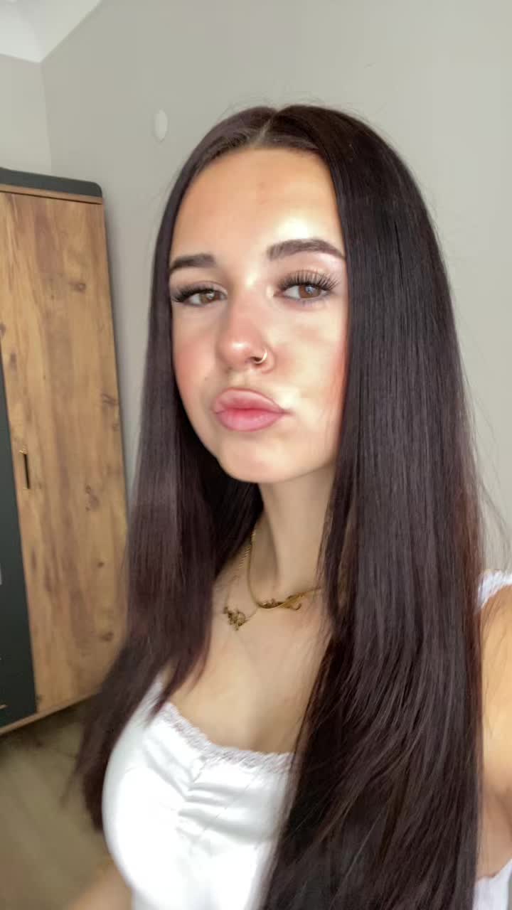 @_ 𝓢𝓮𝓵𝓲𝓷𝟕.𝟏