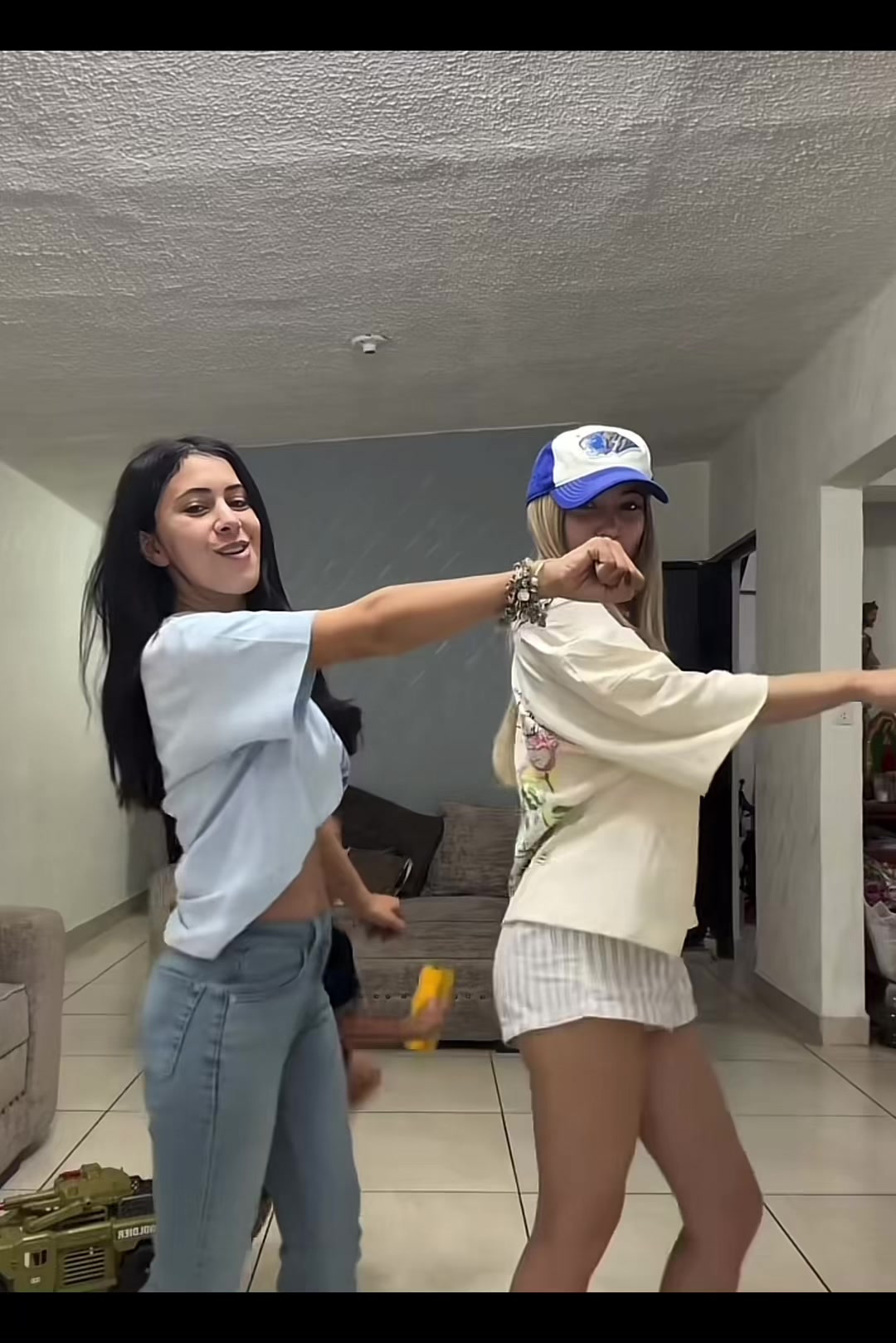 @Coral___JM🍞💗✨