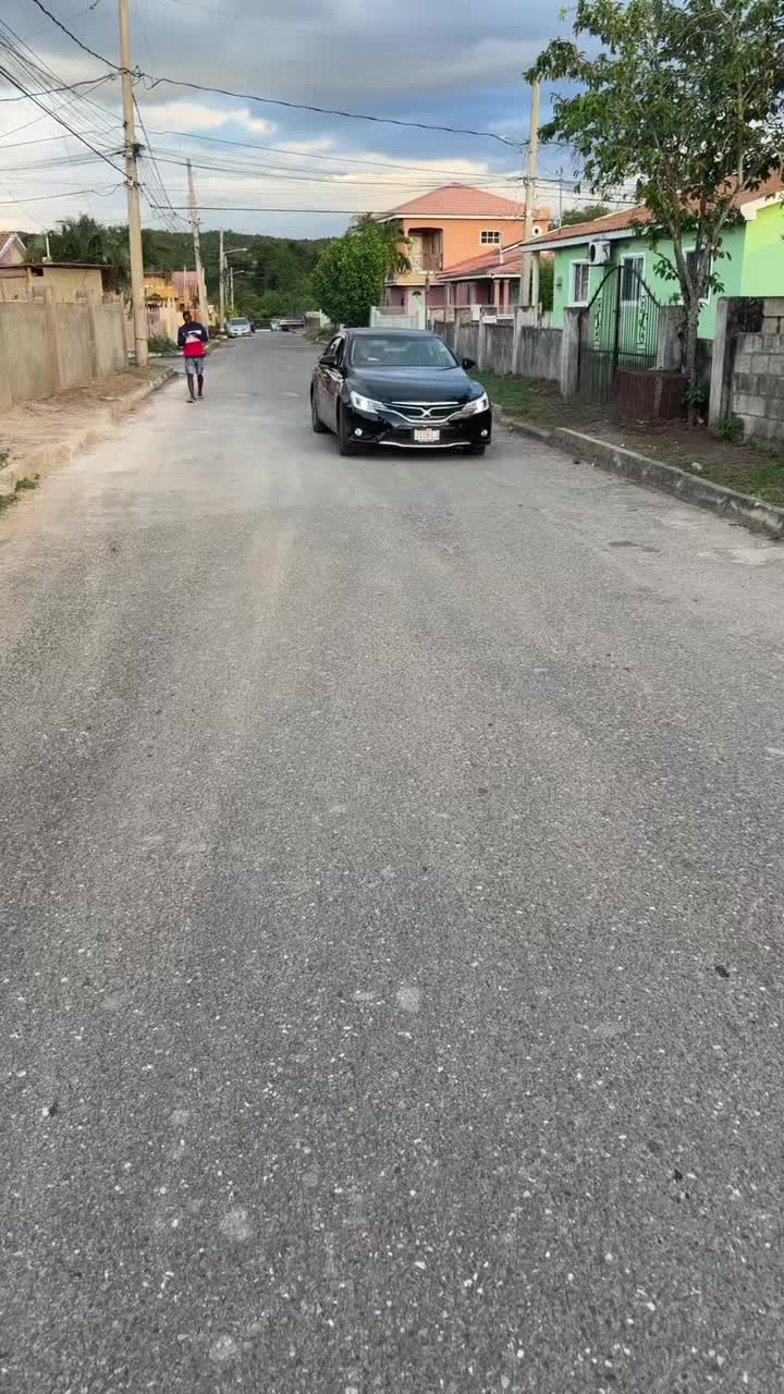 @realleshii_