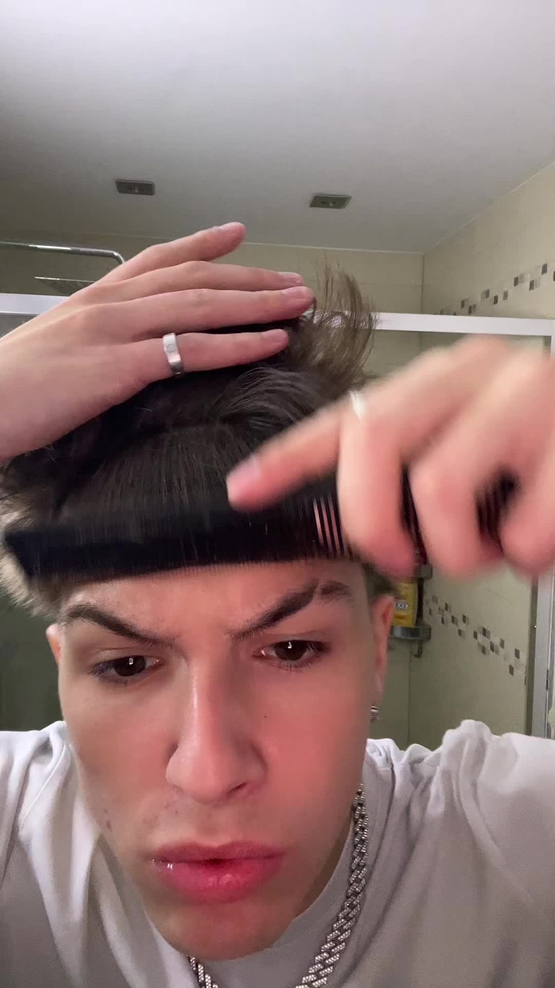 @Eloan_vnr 💇