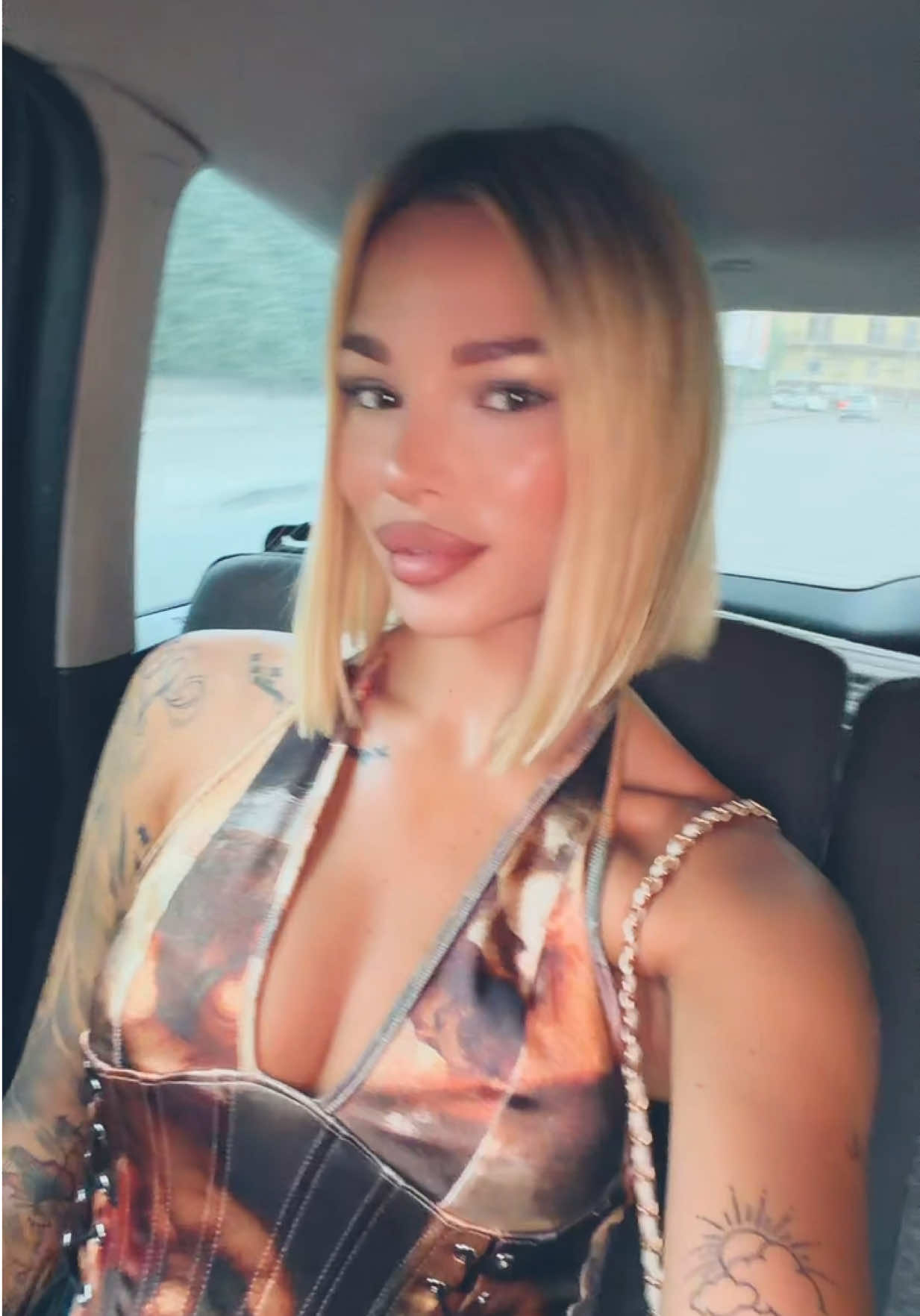 @Təodora🍒