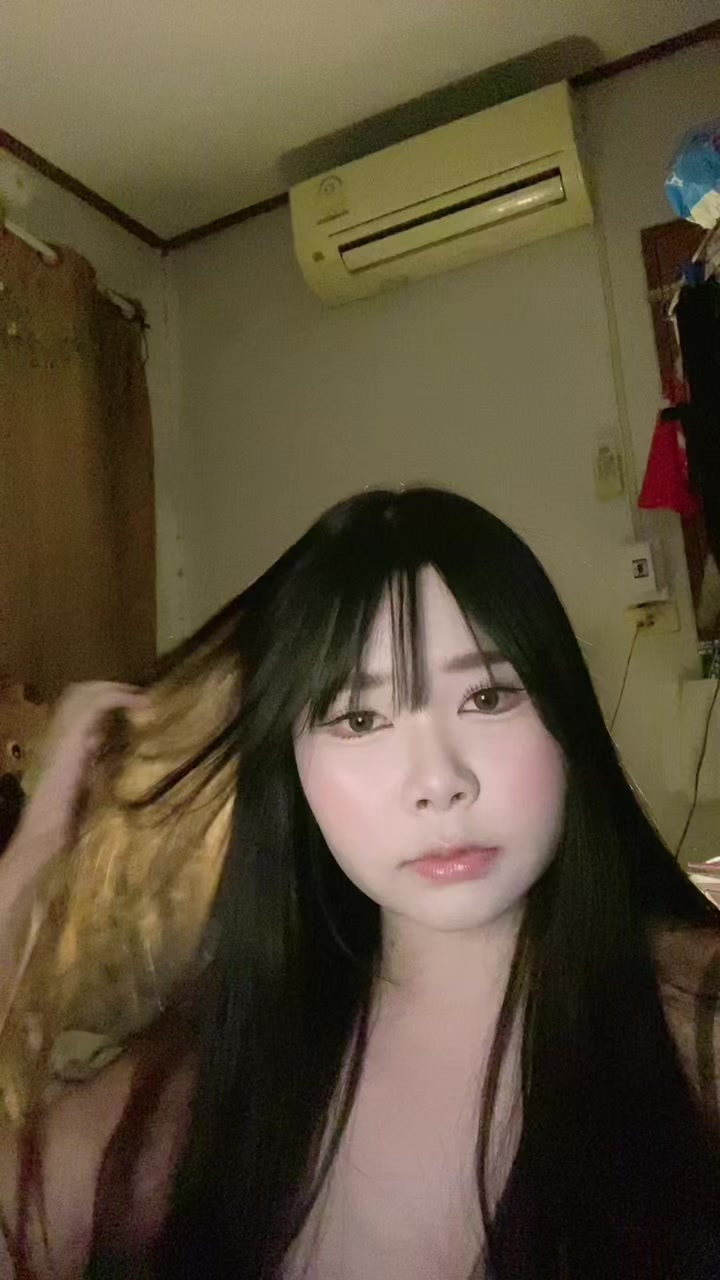 @ฟ้าใส