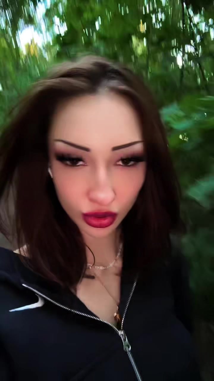 @lischadelicious