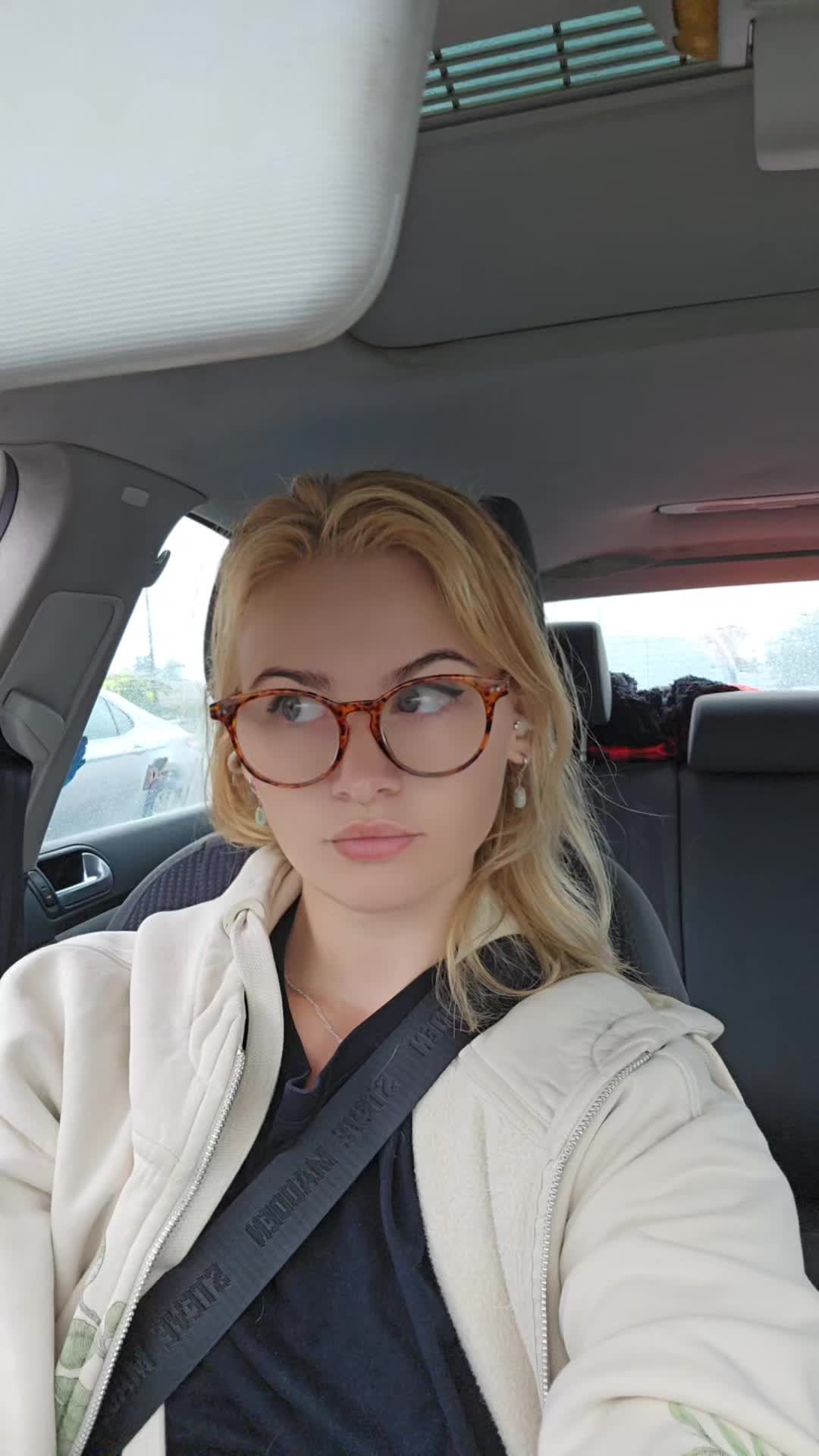 @🇵🇱 Sam 🇨🇦
