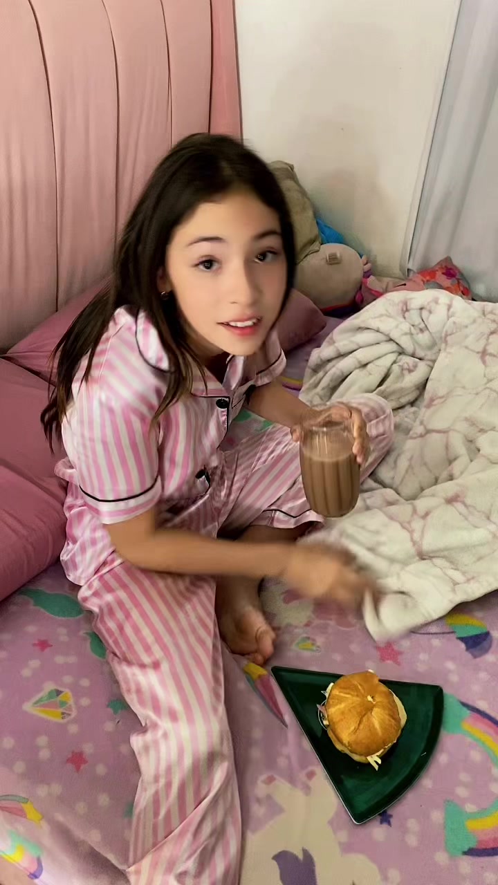 @Lupita Lara