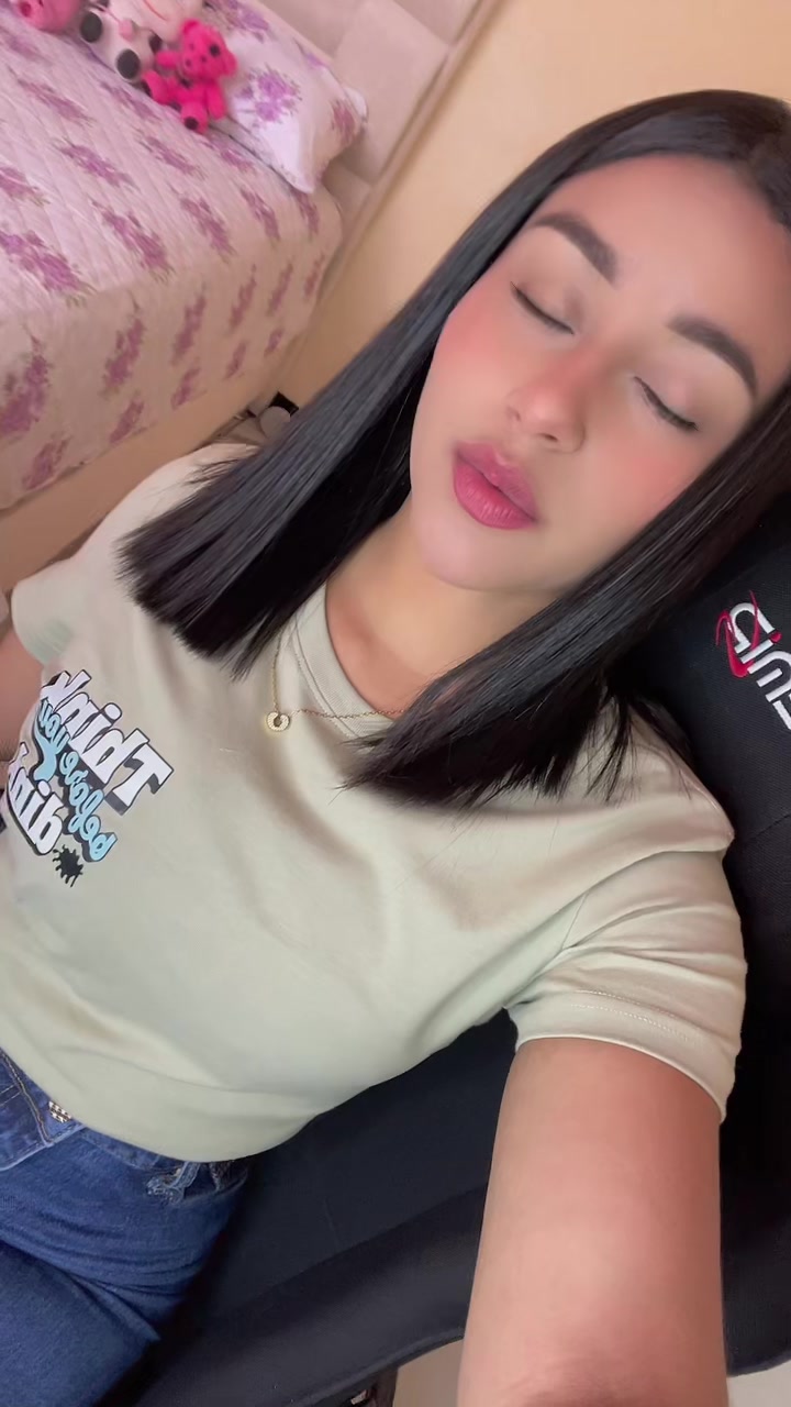 @โฐ๐๐ซ๐ข๐ฌ๐ฌ.