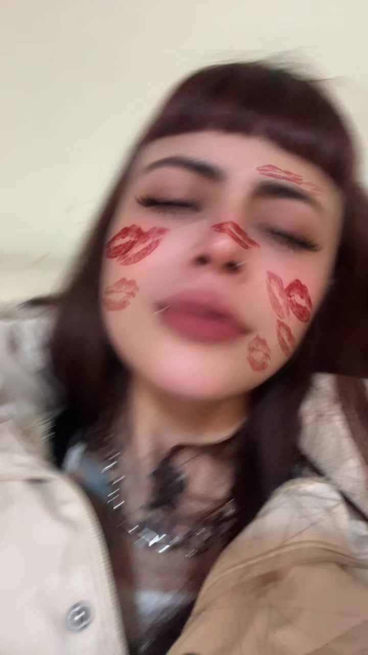 @Ojerosaaa_