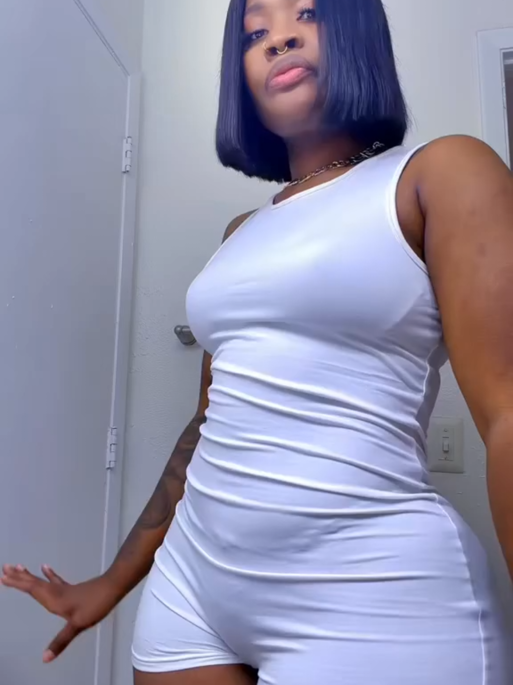@Curvy Vibes