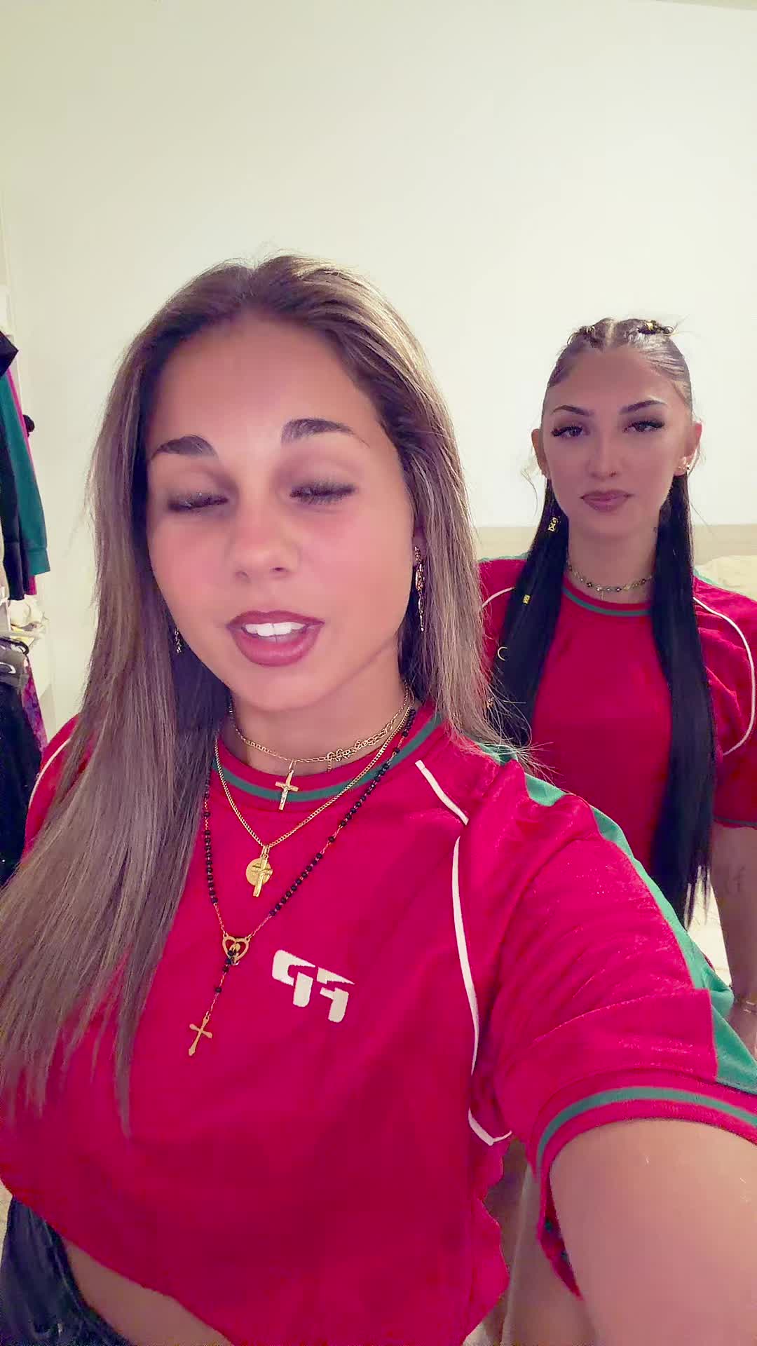 @lola_mcvl