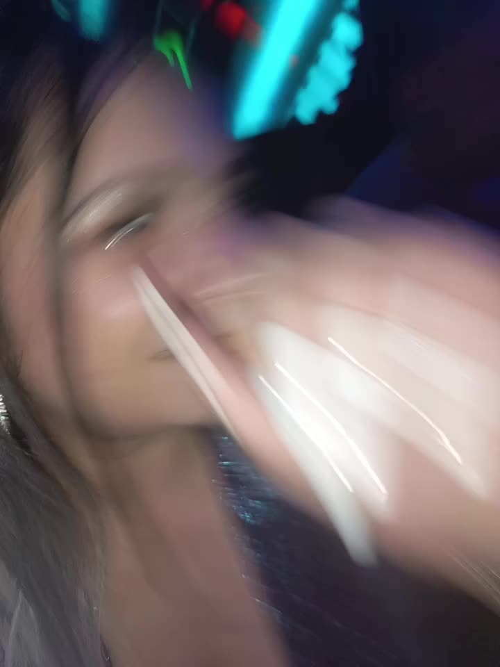 @SARA ROXY