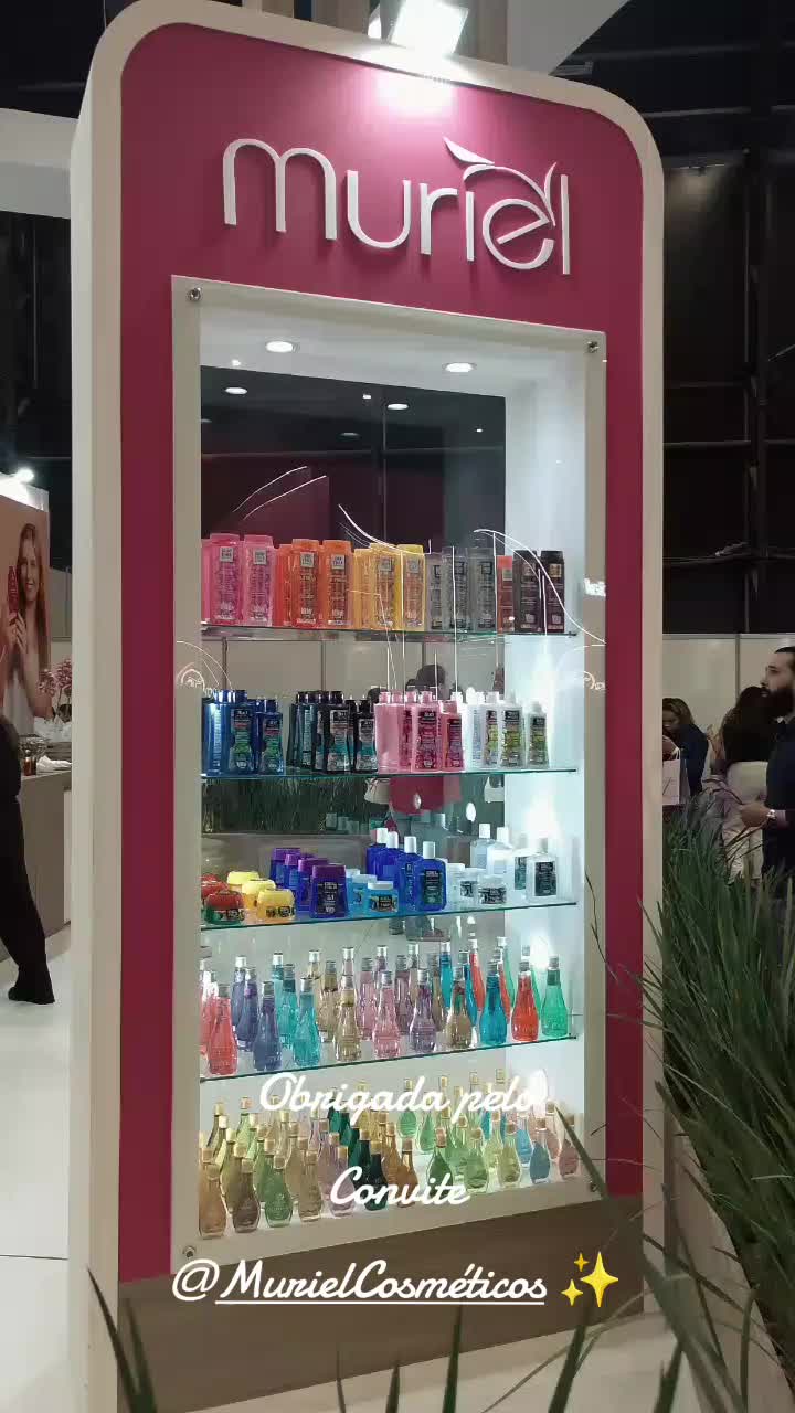 @Andreajordaomakeup