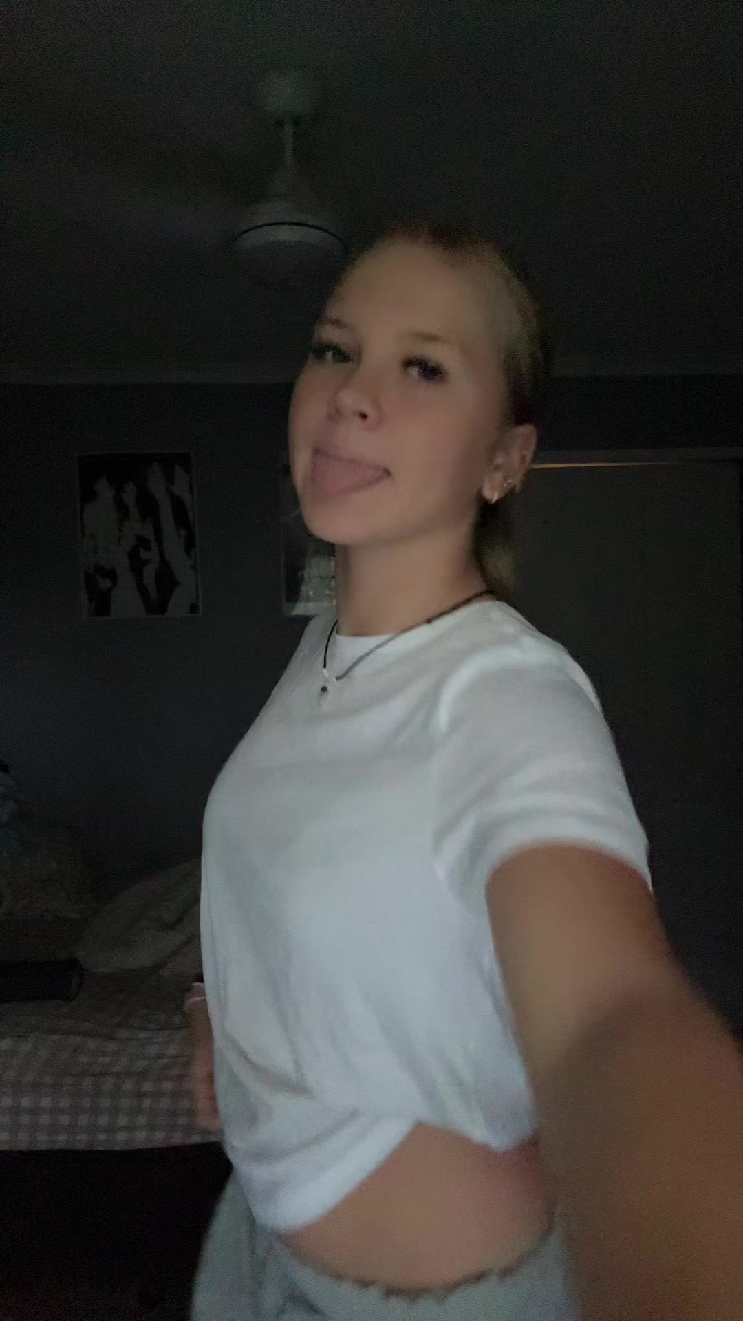 @🙈