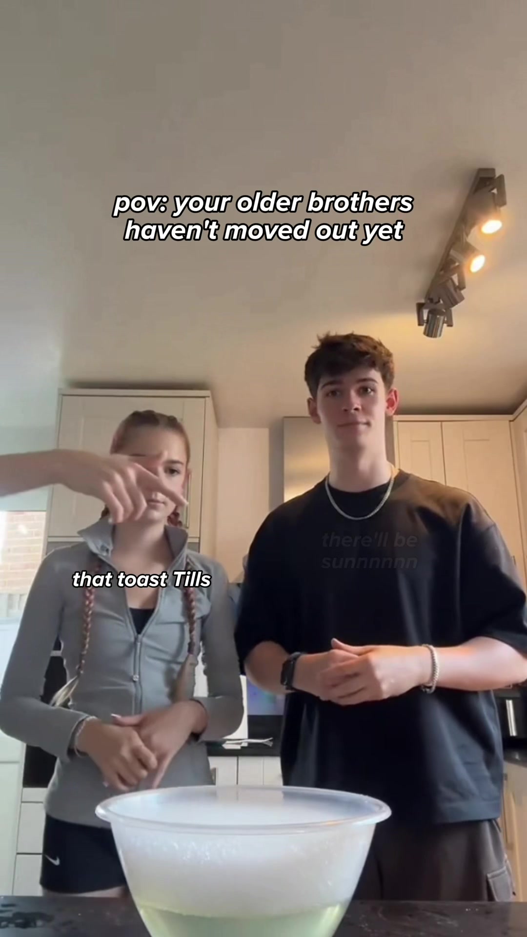 @Max & Harvey Clips