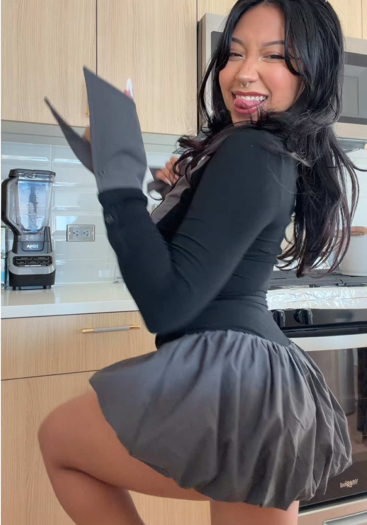 @UYYYJASSY