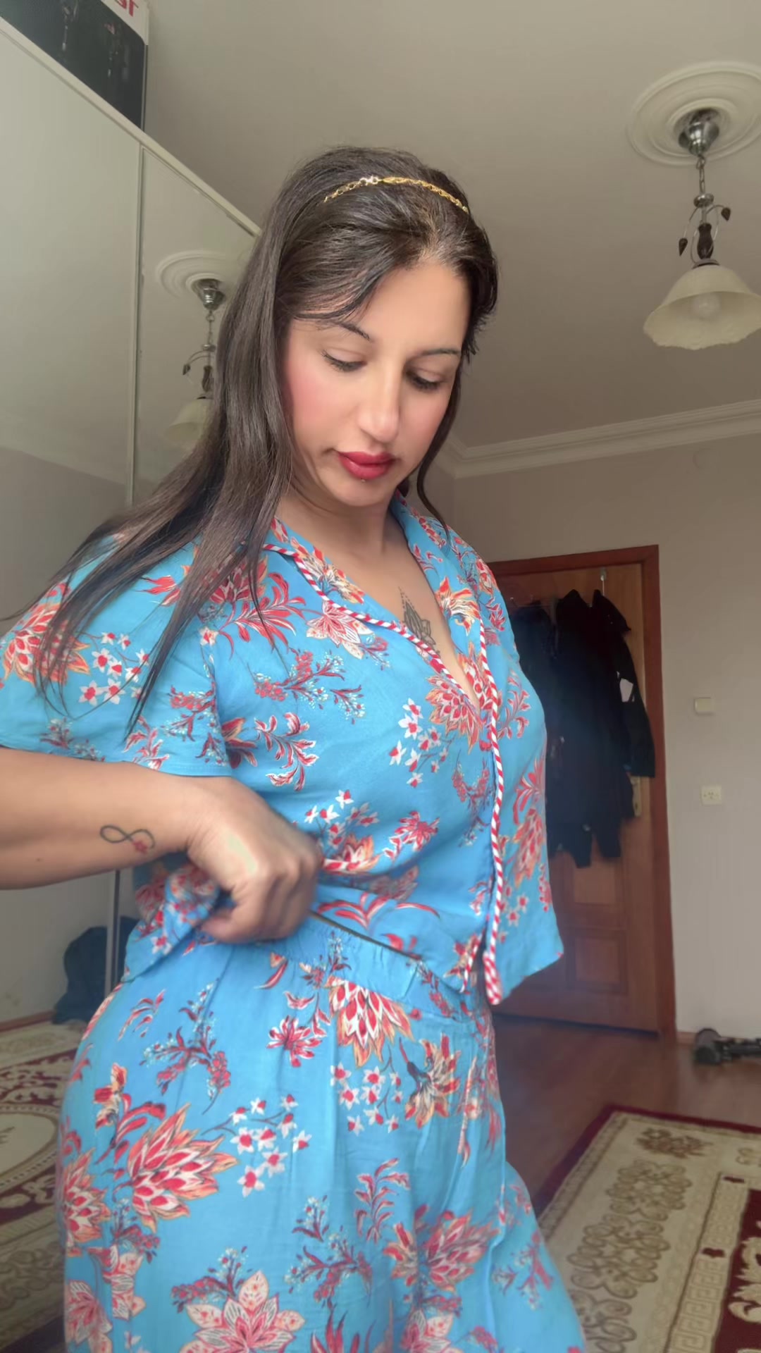 @ZEHRA 🎀