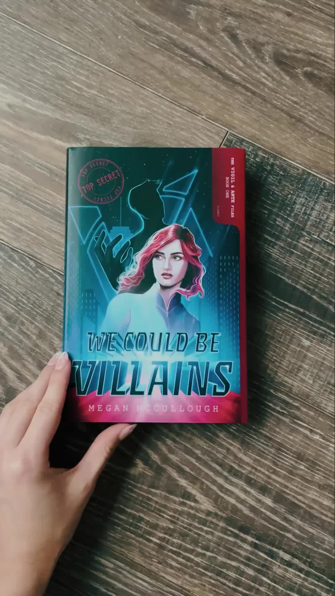 @Megan McCullough ✍🏻 📚📖