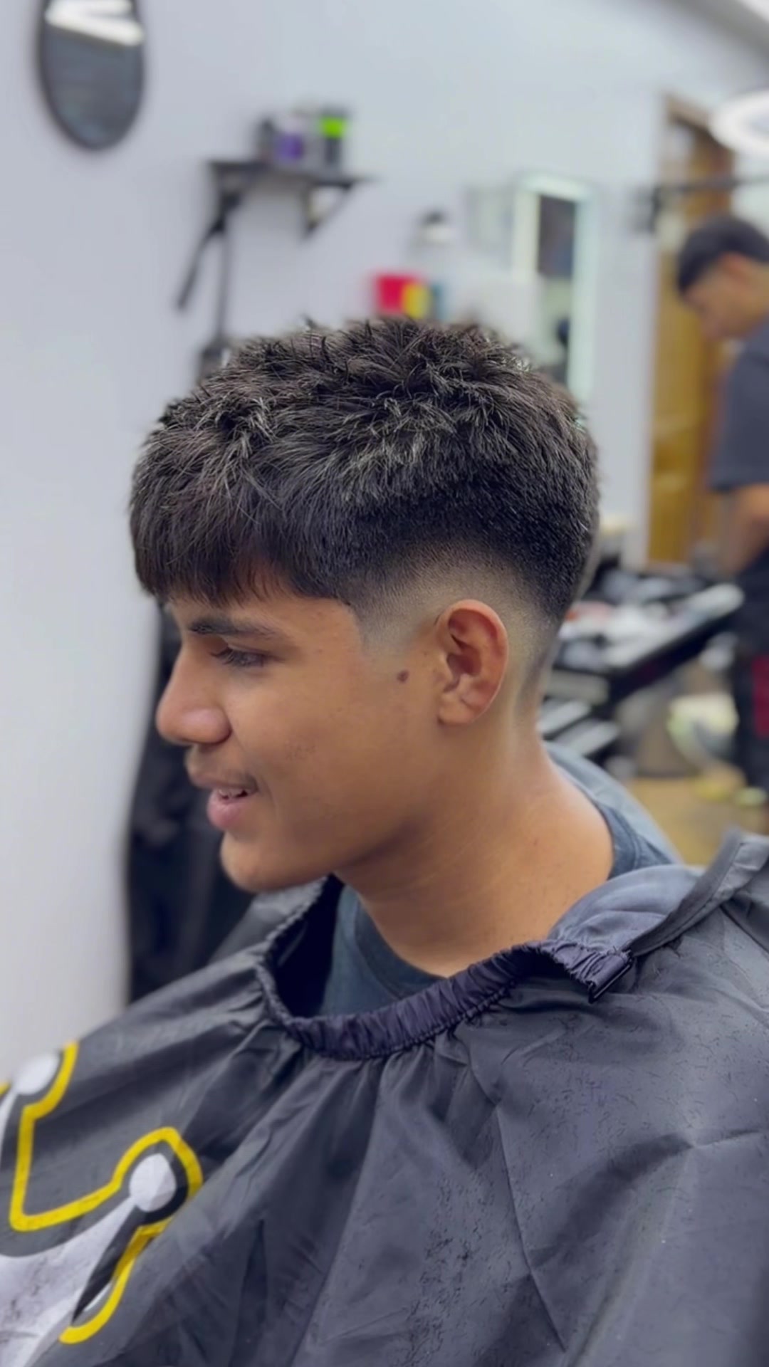 @Jisai Barber
