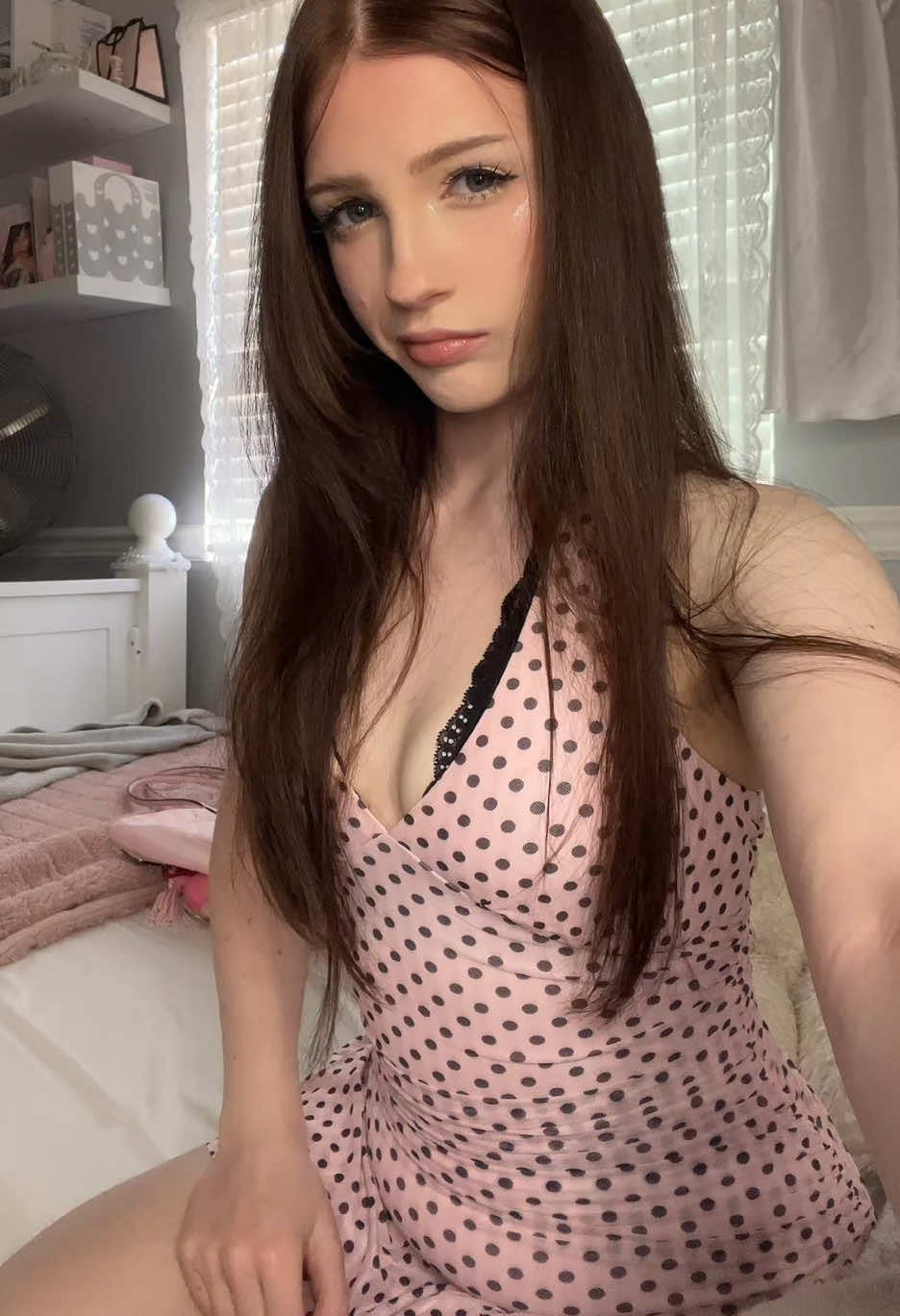 @🍨