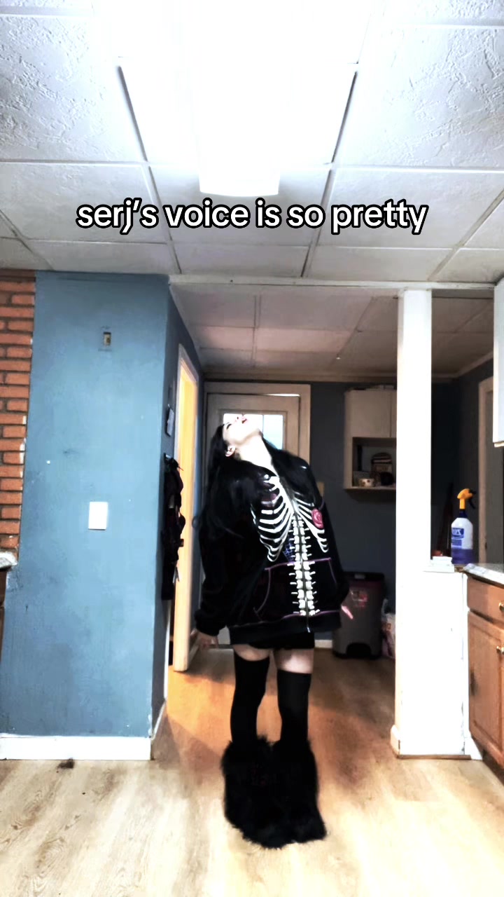 @🕷️