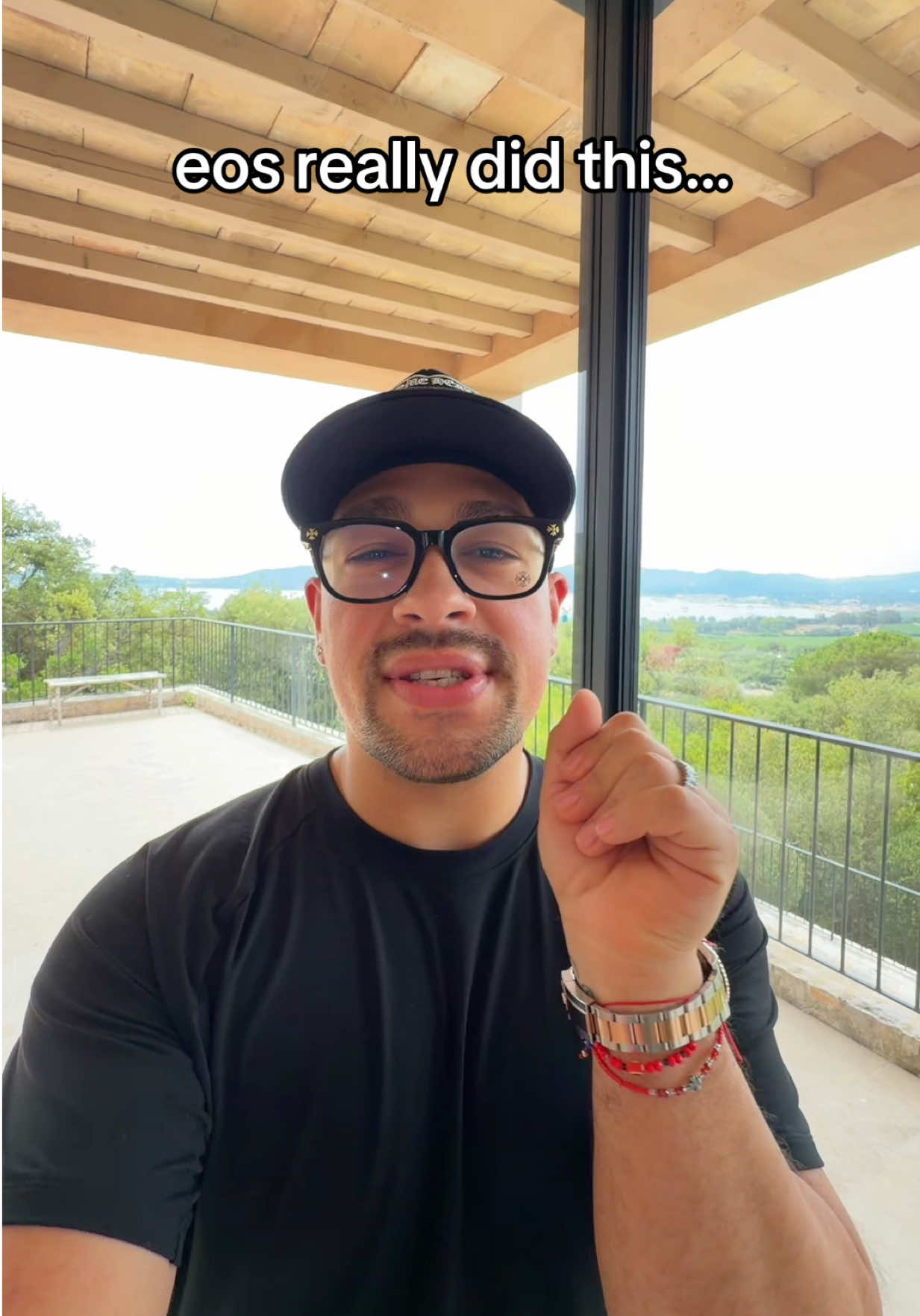 @AnthonyReactss