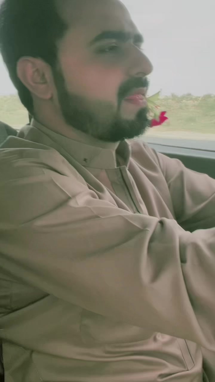@AyEsHaRaHeEl🎀♥️