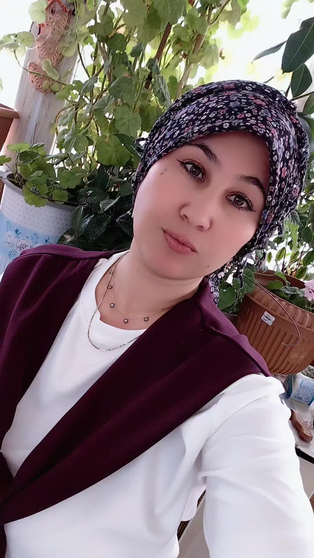 @Siyah  İnci 🖤