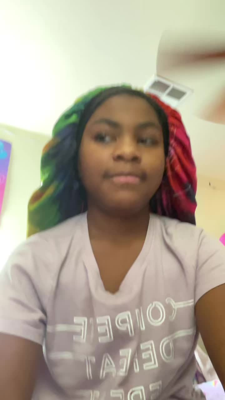 @ChelleyB0SS