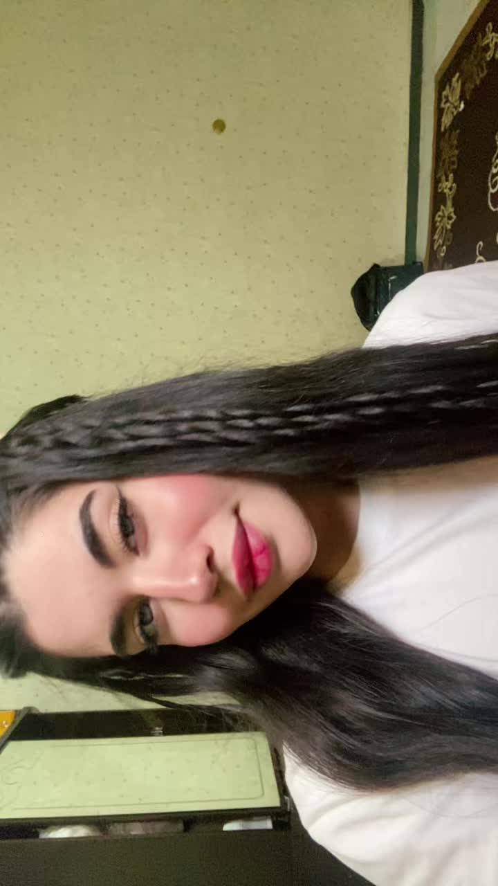 @llenawu