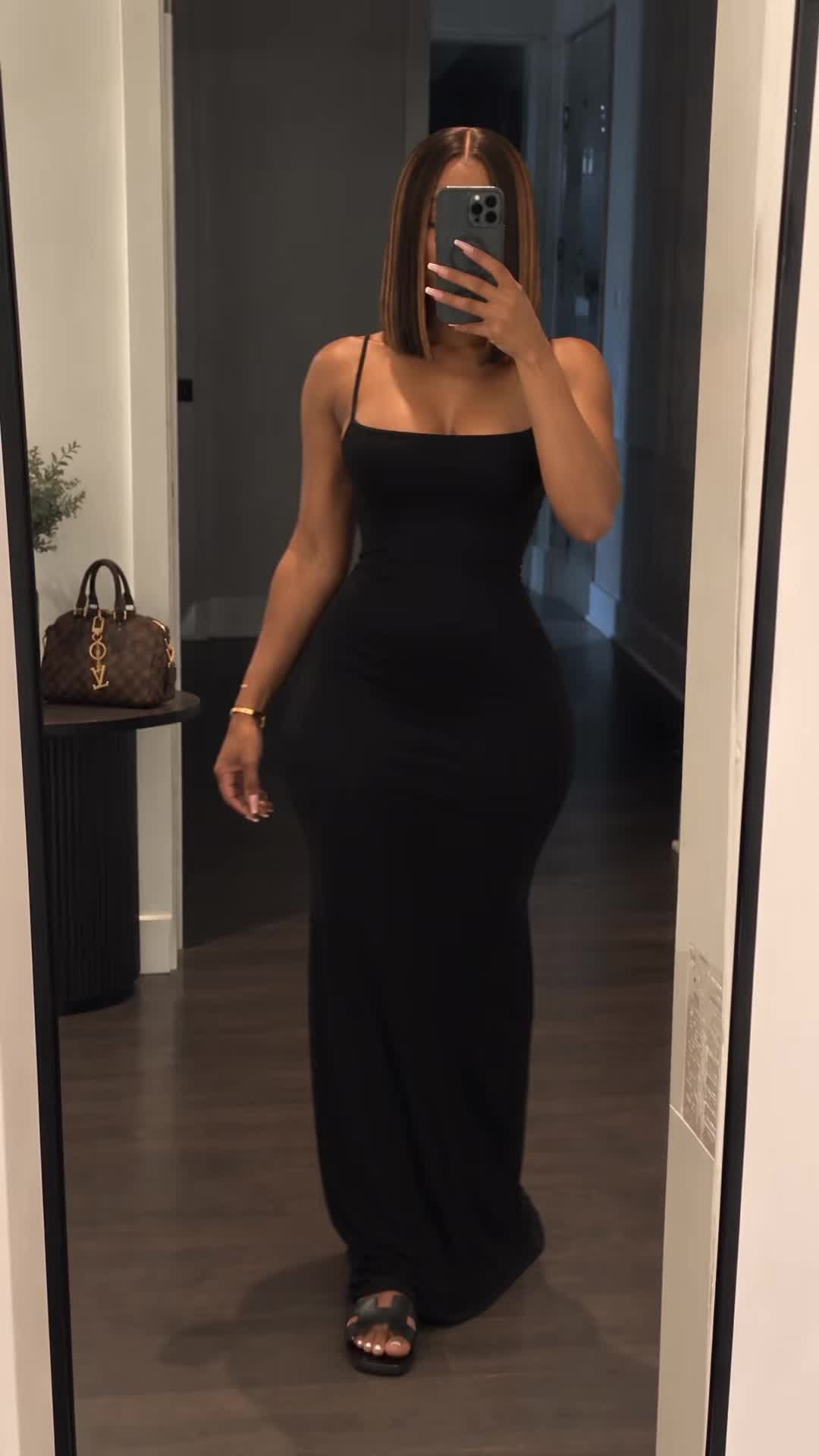 @TheeGiamonet