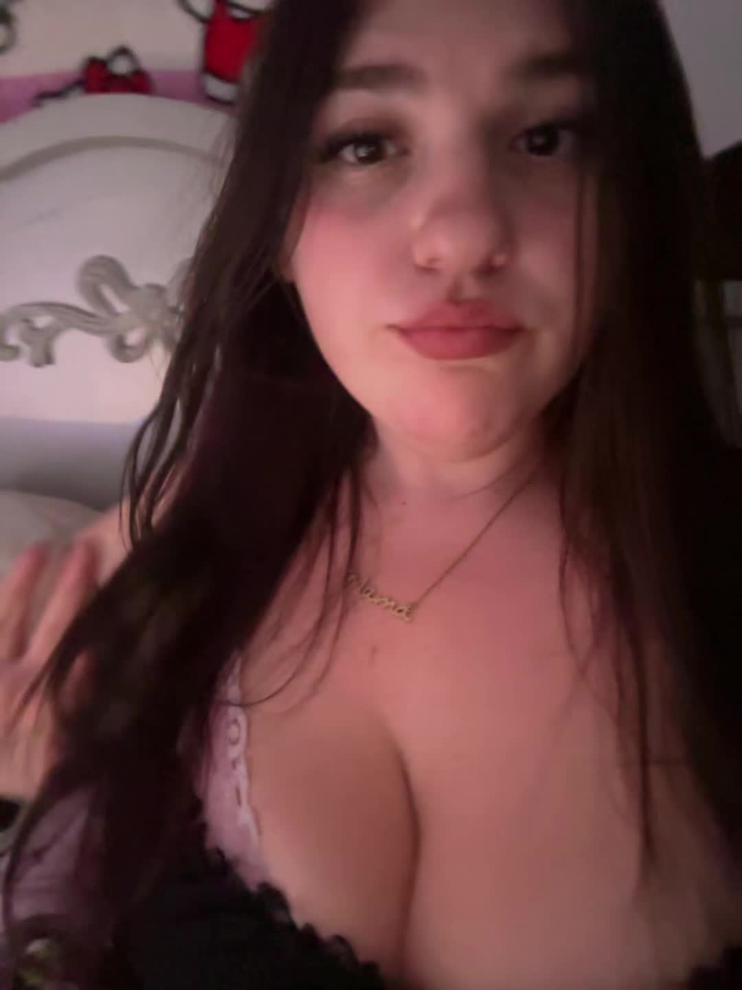 @🖤