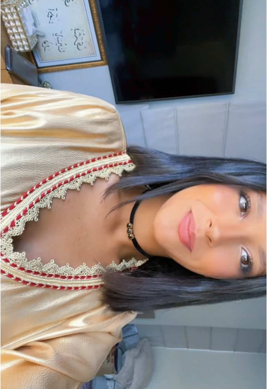 @𝓓𝓲𝓷𝓪🍸