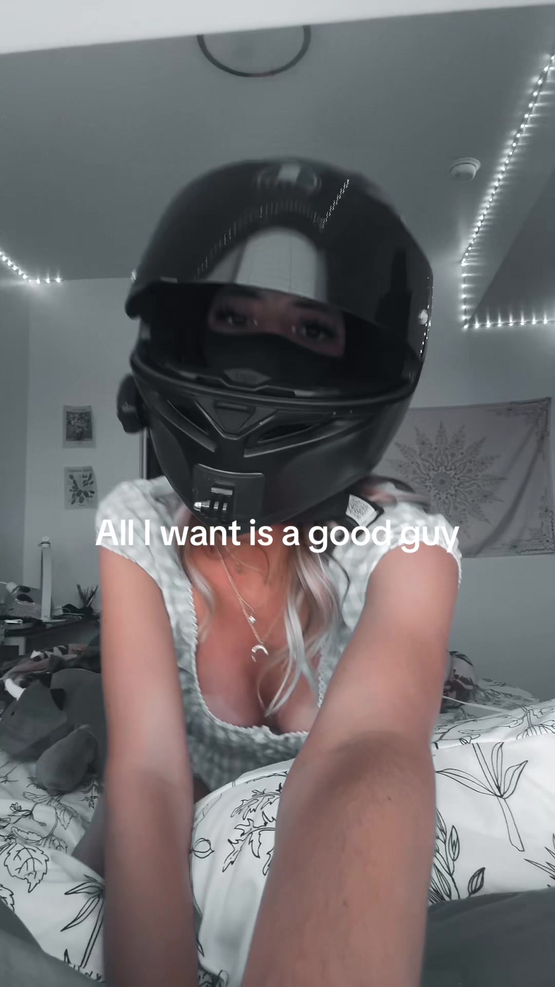 @โ Ari โ