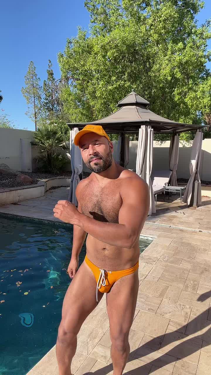 @Peloncito