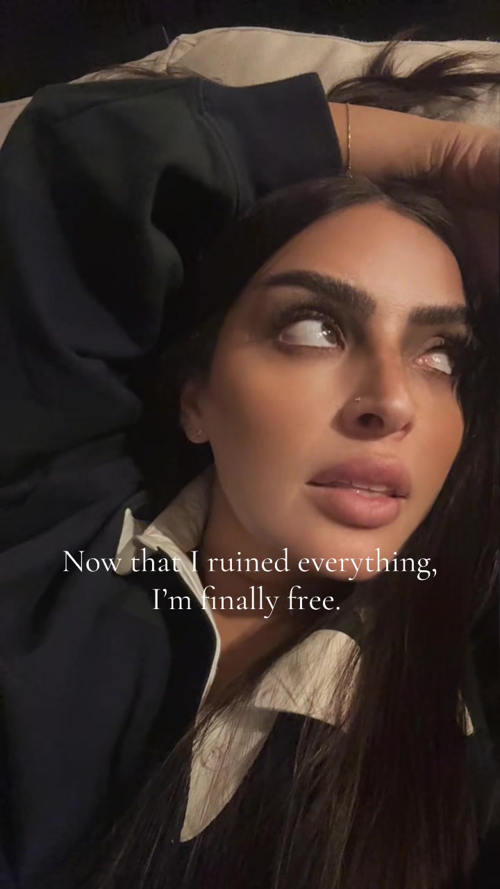 @Elle