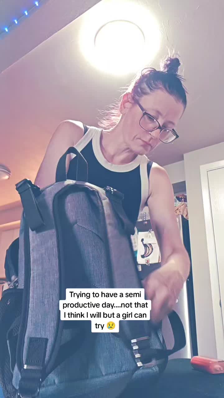 @ChronicallyKrystal💜